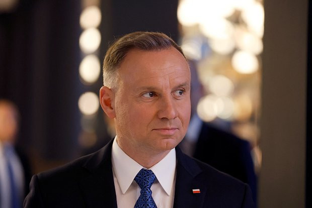 Polşa xarici işlər naziri Prezident Dudanı bəyanatına görə tənqid edib