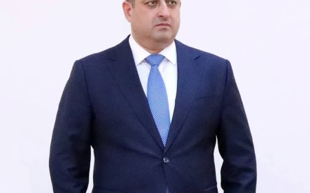 Suraxanı Rayon İcra Hakimiyyəti başçısı Adil Əliyev 85 №-li tam orta məktəbdə Yeni Suraxanı qəsəbəsinin sakinləri ilə görüşüb