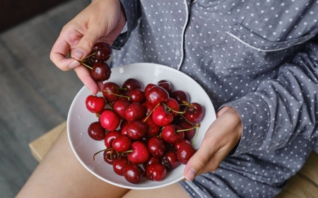 Gündə nə qədər gilas yemək olar? - Həkimdən vacib tövsiyələr