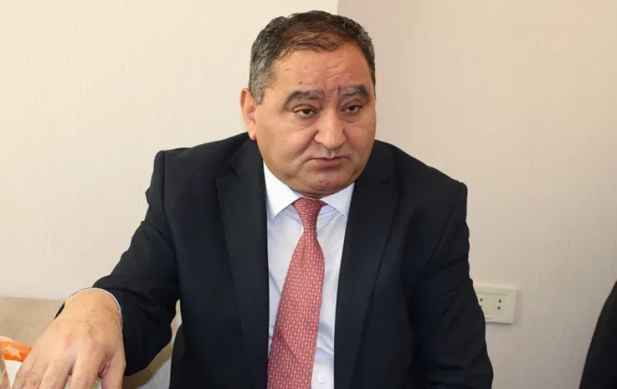 “Orta məktəb təhsili repetitorlara təslim edilib” - Etibar Əliyev