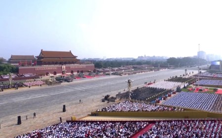 Azərbaycan Prezidenti Pekində İkinci Dünya müharibəsində Qələbənin 80-ci ildönümünə həsr olunmuş paradı izləyib - YENİLƏNİB