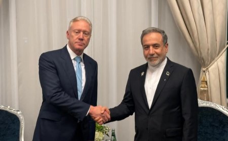 Abbas Əraqçi livanlı həmkarını Tehrana dəvət edib