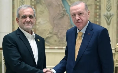 Ərdoğan Pezeşkianla danışdı: Türkiyə vasitəçi olmağa hazırdır