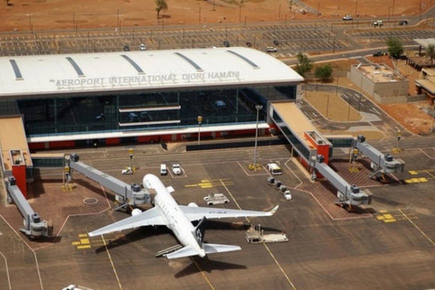 KİV: Nigerin paytaxtının hava limanı yaxınlığında partlayışlar olub