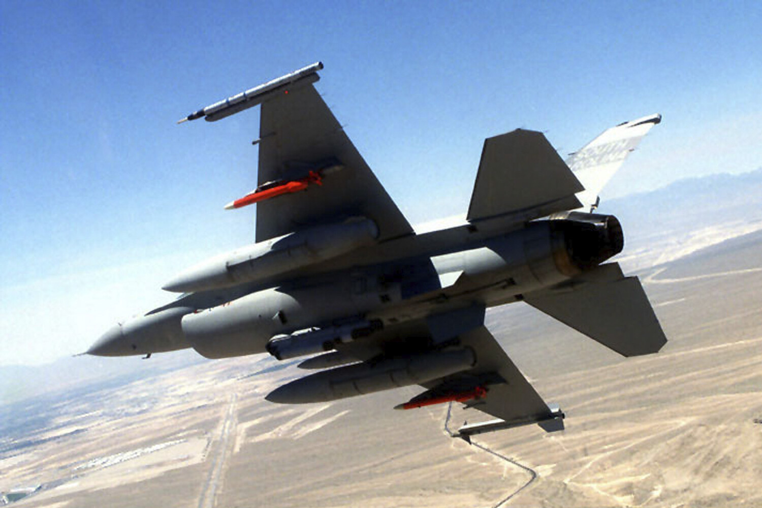 ABŞ hakimiyyəti Konqresdən Türkiyəyə F-16-ların satışını istəyir