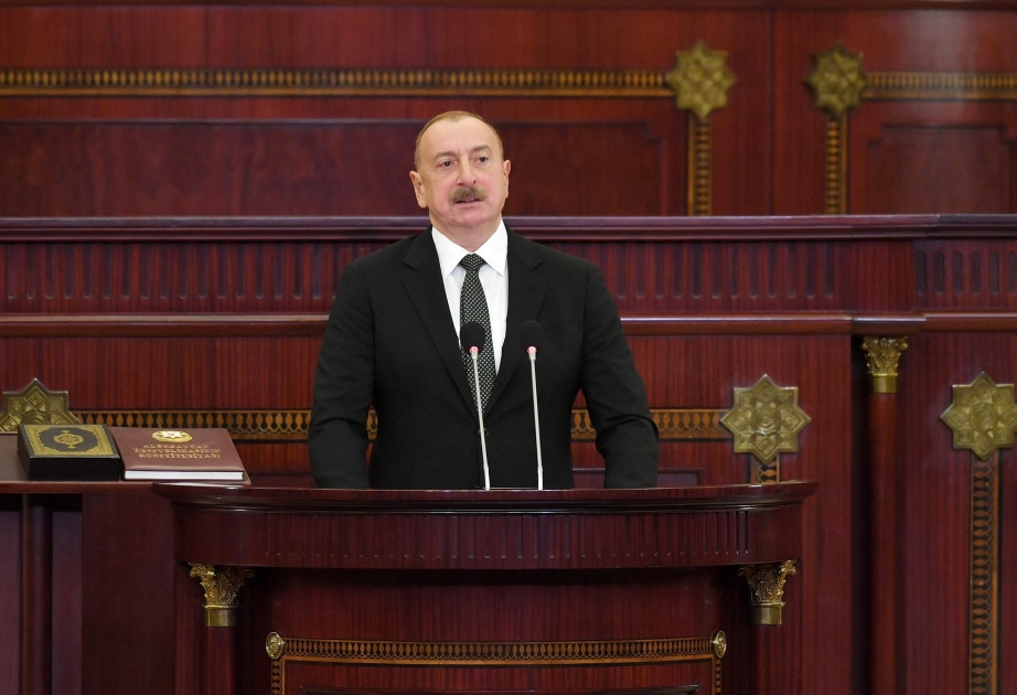 Azərbaycan Prezidenti: Biz bu yeni dövrdə xarici siyasət istiqamətində yeni üfüqlər açmalıyıq