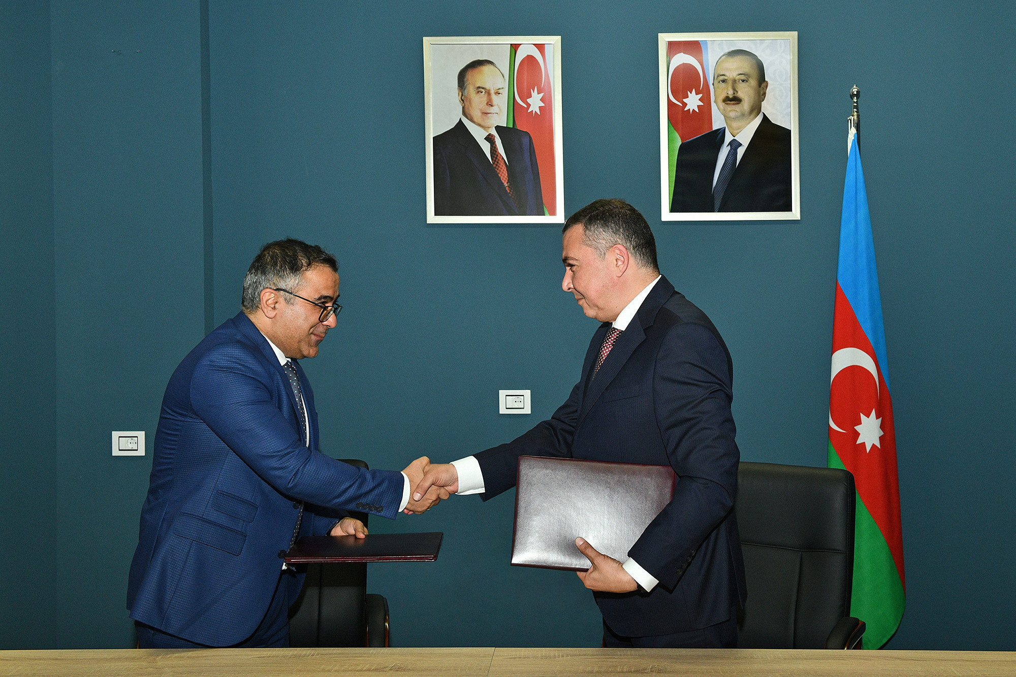 “Azərpoçt” və Milli Depozit Mərkəzi arasında Anlaşma Memorandumu imzalanıb
