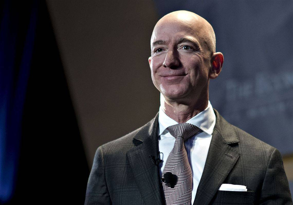 Bezos "Amazon"un 2 milyard dollarlıq səhmlərini satıb