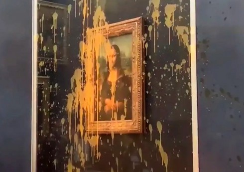 Fransada ekofəallar "Mona Liza" tablosuna şorba töküblər