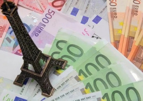 Fransada iqtisadi artım yavaşlayıb, hökumət radikal tədbirlər görür