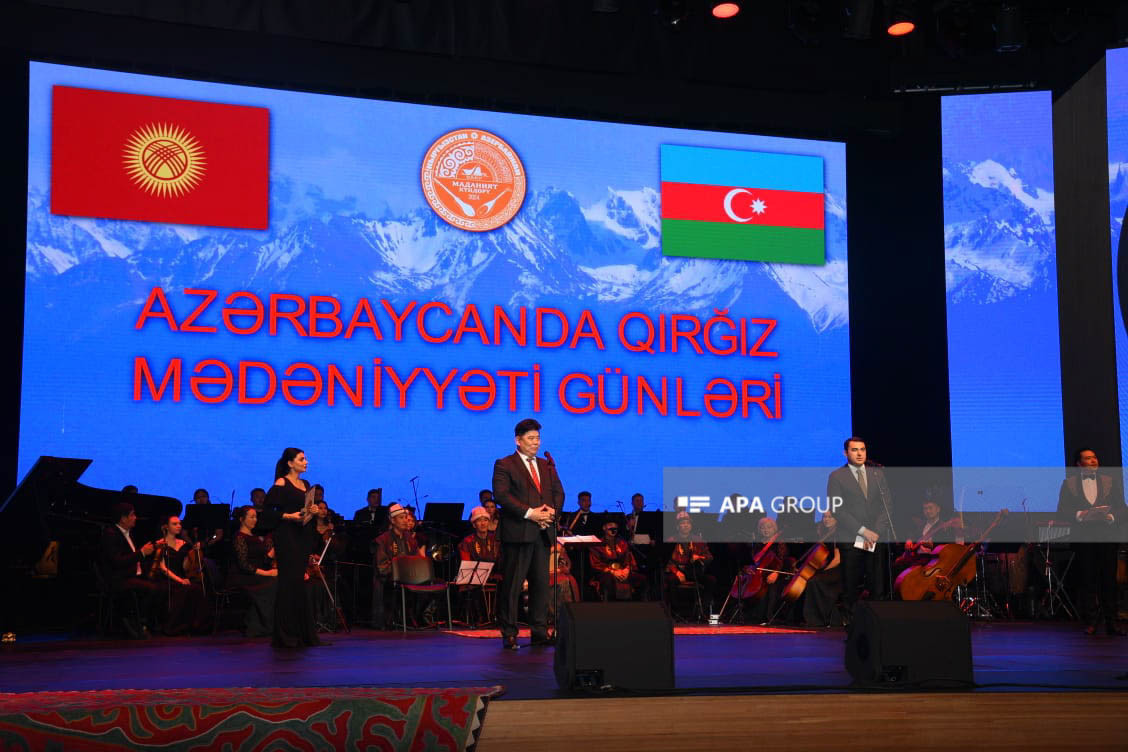 Heydər Əliyev Mərkəzində Qırğızıstanın incəsənət ustalarının konsert proqramı təşkil olunub  - FOTO
