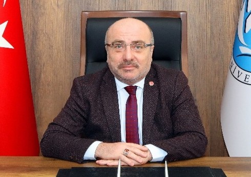 Kayseri Universitetinin rektoru müasir texnologiyaların turizm sahəsinə inteqrasiyasını təklif edib