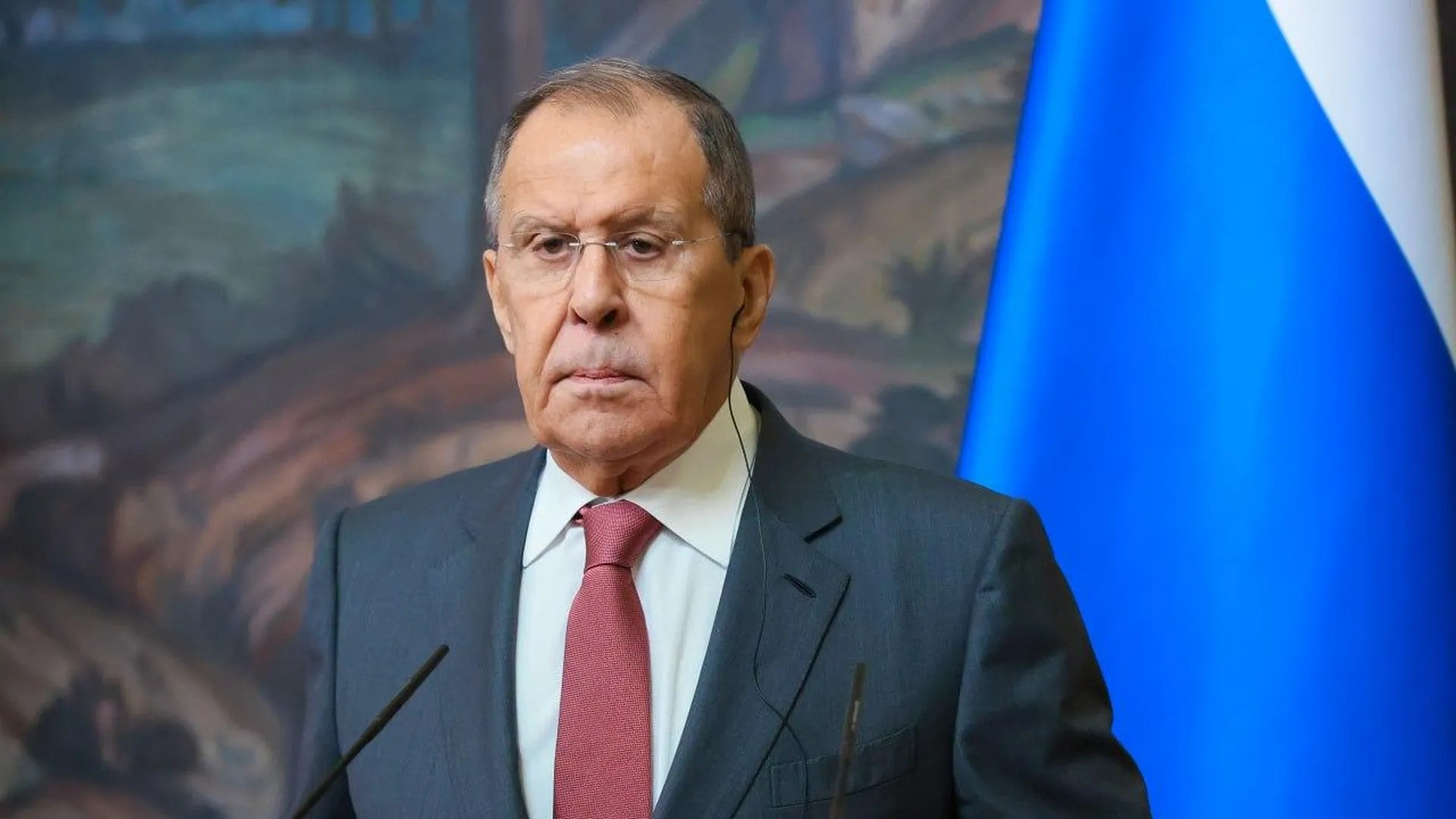 Lavrov: NATO-nun bütün üzvlərinə Ukraynaya hərbi yardım üçün təzyiqlər göstərilir