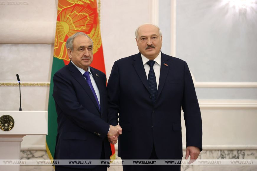 Lukaşenko: Belarus Azərbaycanla strateji tərəfdaşlığı çox yüksək qiymətləndirir