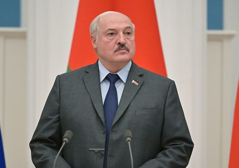 Lukaşenko: Belarusu müharibədən qorumaq üçün hər şeyi edirik