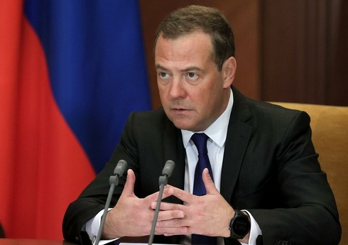 Medvedev terror aktını Ukraynanın törədə biləcəyinə işarə edib: Onlar tapılıb məhv edilməlidirlər