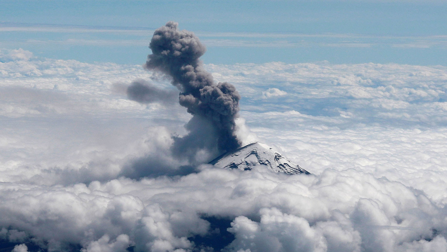 Meksikada Popokatepetl vulkanı aktivləşib