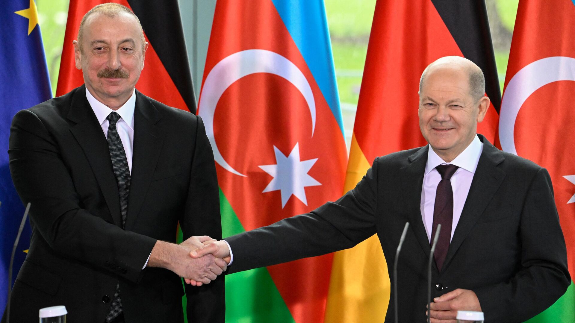Münxendə Azərbaycan Prezidenti İlham Əliyev ilə Almaniya Kansleri Olaf Şolts arasında ikitərəfli görüş keçirilir