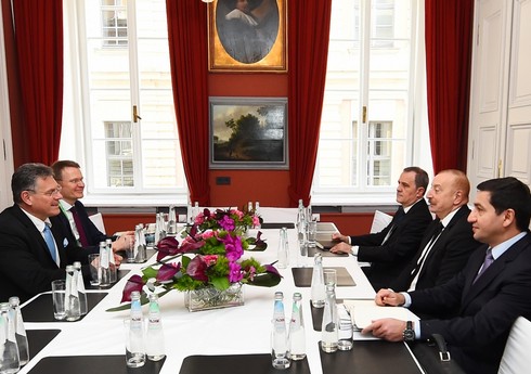 Münxendə Prezident İlham Əliyev ilə Avropa Komissiyasının İcraçı vitse-prezidentinin görüşü olub
