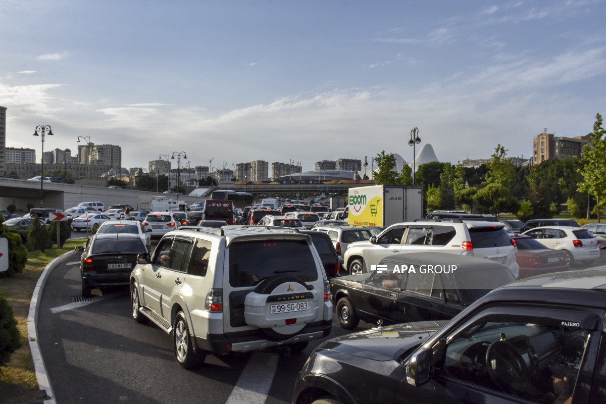 NİİM: Sabunçuda yolayrıcında avtomobil sıxlığının qarşısı alınıb
