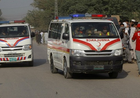 Pakistanda yaraqlıların hücumu nəticəsində azı 10 polis ölüb