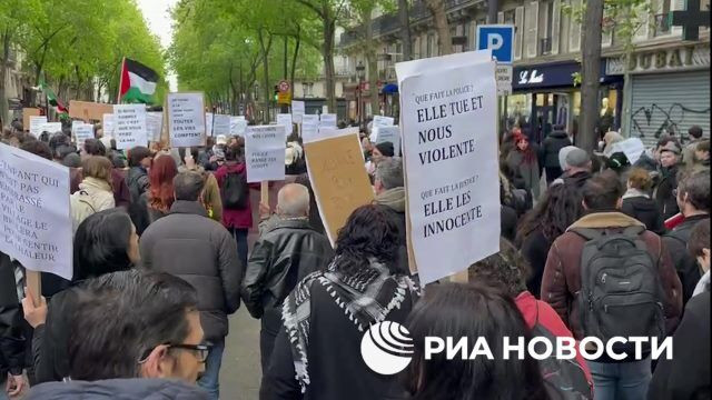 Parisdə “irqçilik və islamofobiyaya qarşı” nümayiş keçirilir