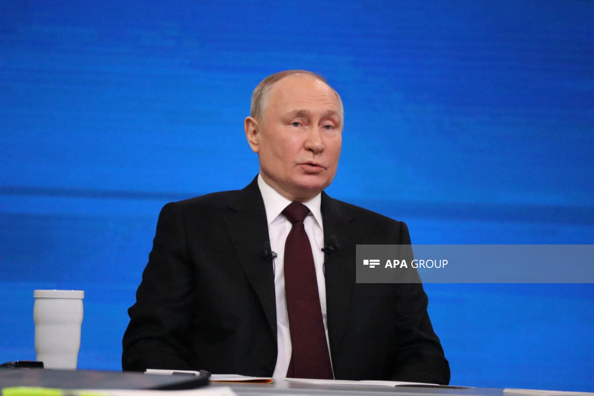 Putin 6 illik prezidentliyi dövründə 755 min dollara yaxın pul qazanıb