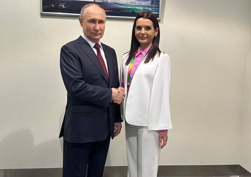 Putin Qaqauz Yerinin başqanını qəbul edərək ona regionu dəstəkləyəcəyinə söz verib