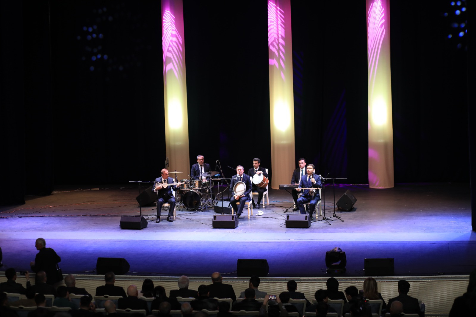 “Qarabağ" muğam qrupu Gəncə Dövlət Filarmoniyasında konsert verib - FOTO