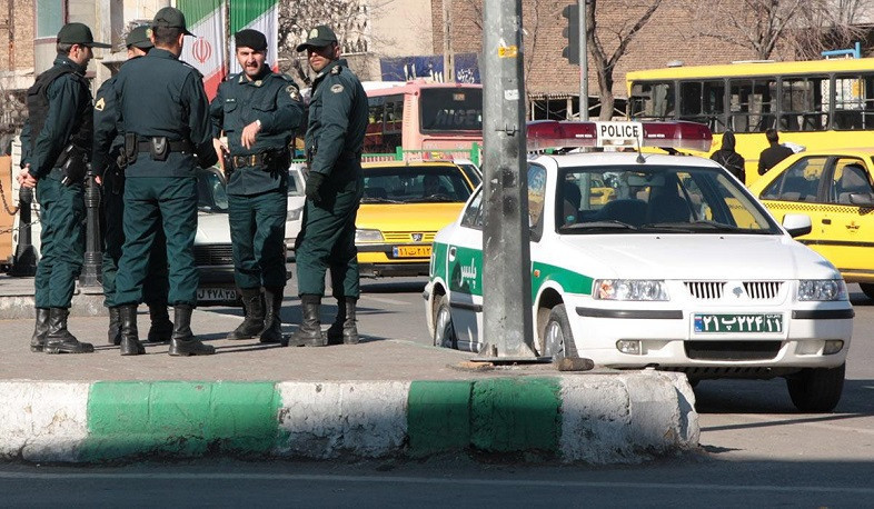 İranda polis maşınlarına hücum edilib, 6 nəfər ölüb - VİDEO