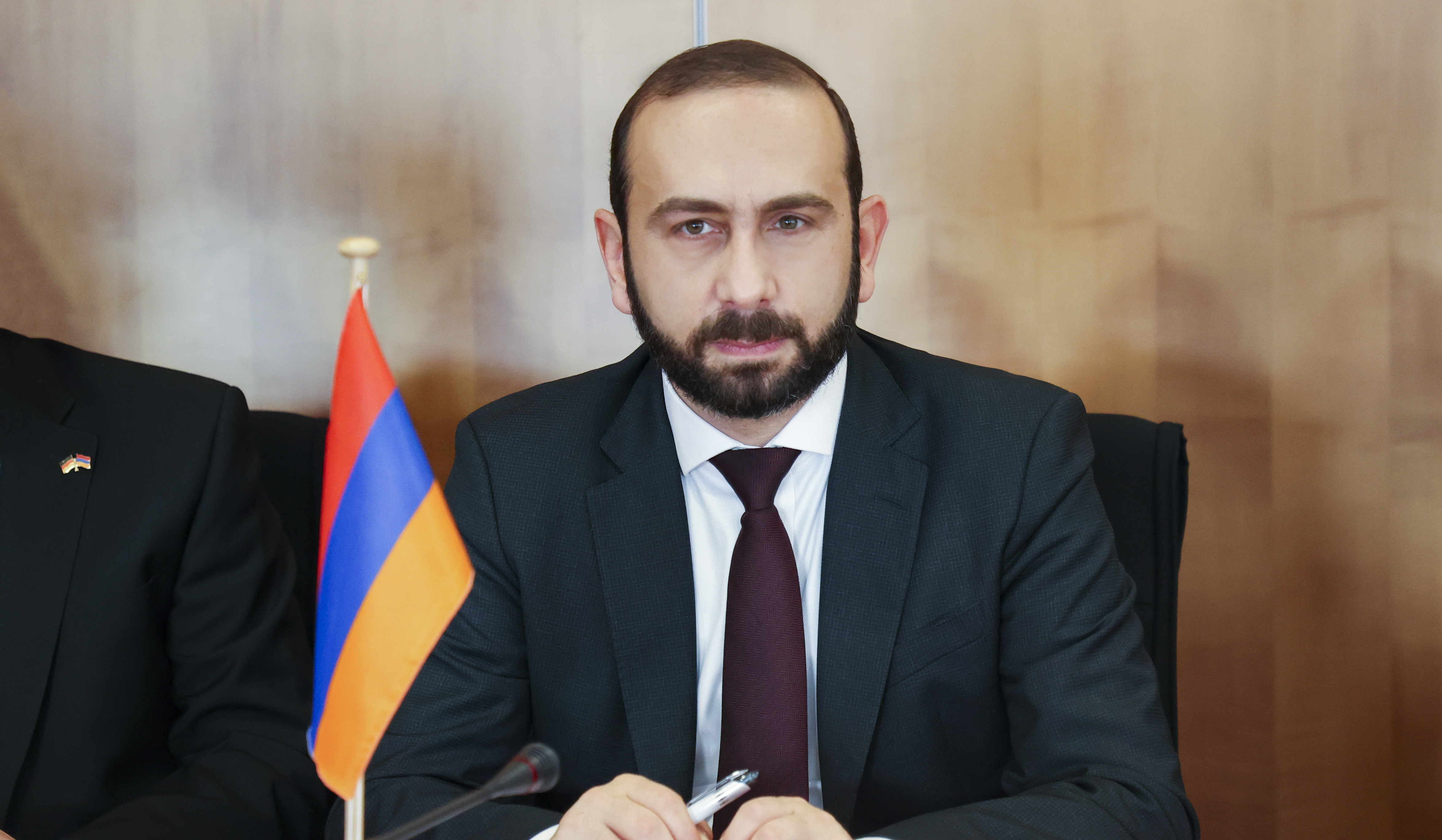 Rusiya XİN: Ermənistana sülh müqaviləsini müzakirə etmək üçün dəvət göndərilib