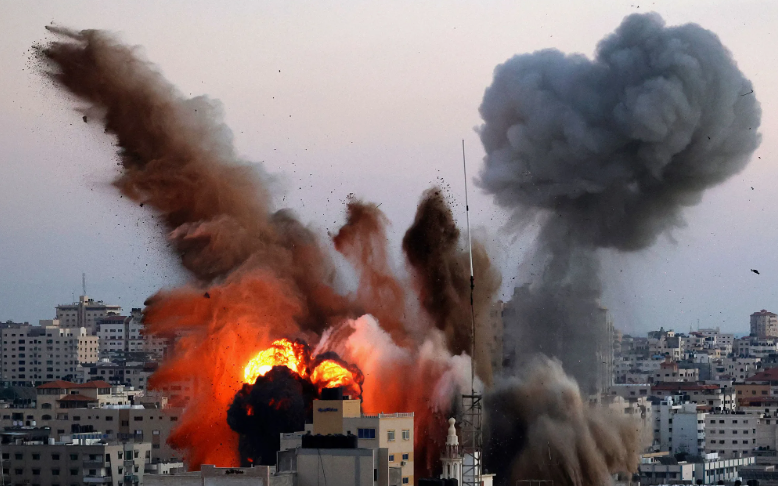 İsrailin Rafah qaçqın düşərgəsini vurması nəticəsində 7 nəfər ölüb